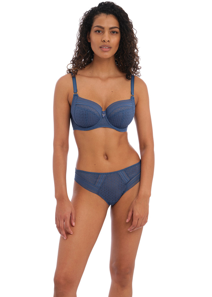 Women's lingerie set bra with underwire with lateral support with